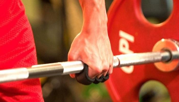 بسمة عماد تتوج بثلاث ميداليات متنوعة في رفع الأثقال بالدورة الإفريقية