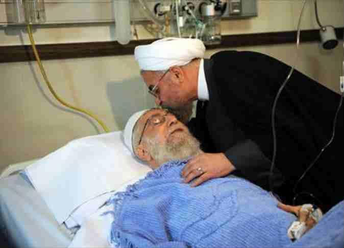 التايمز: صراع محتمل على منصب المرشد بعد مرض خامنئي