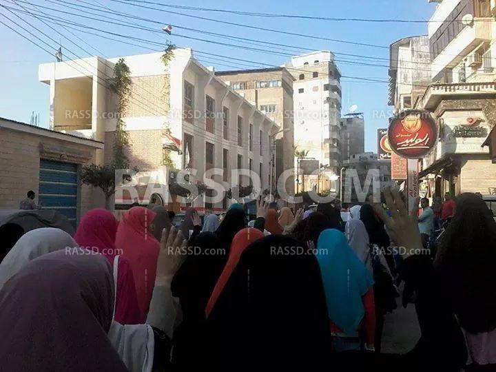 مسيرة لـ”حرائر ضد الانقلاب” بدمياط