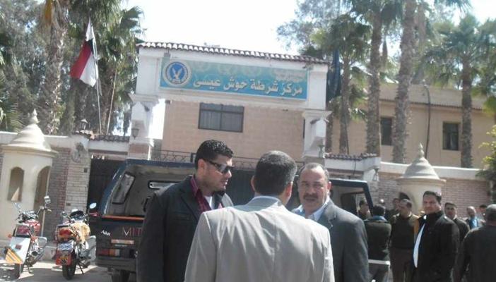 معتقلو قسم “حوش عيسى” يستغيثون لوقف حفلات التعذيب بحقهم