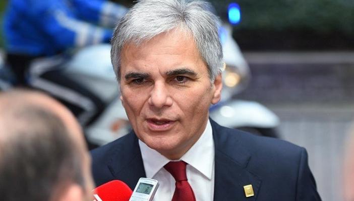 مستشار النمسا ينتقد دول أوروبا الشرقية الرافضة لاستقبال لاجئين مسلمين