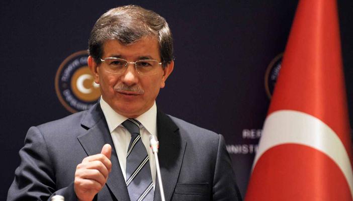 إعادة انتخاب “داود أوغلو” رئيسًا  لحزب العدالة والتنمية التركي