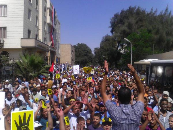 مسيرة حاشد تنطلق  من المعادى في جمعة الوفاء للشهداء