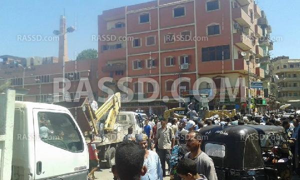 أمن الانقلاب يحطم 170 منفذًا للباعة بأبوتيج بأسيوط