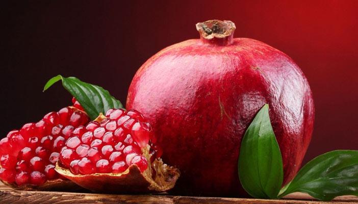 ينظم حركة الأمعاء ويحد من انتشار السرطان.. تعرَّف على فؤائد الرمان