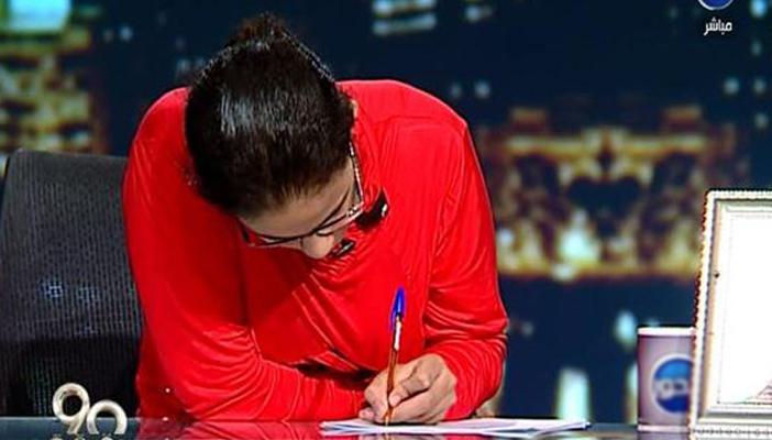 بالفيديو.. إسدال الستار على قضية طالبة الصفر%