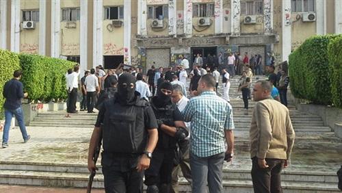 الأعلى للجامعات: بطاقات ممغنطة لتنظيم دخول الطلاب للمدن والجامعة