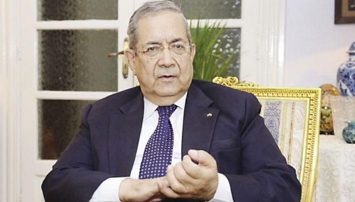 سفير سابق بالخارجية المصرية يروج للنظام بخبر “مفبرك” عن رئيس المكسيك