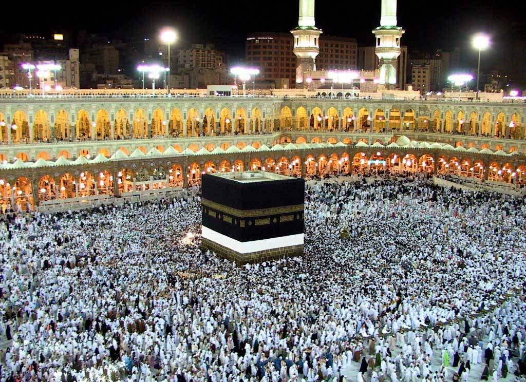 غدًا.. 1.5 مليون حاج يؤدون صلاة الجمعة في الحرم المكي