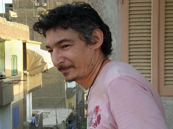 مصرع فرنسي ضرباً داخل قسم قصر النيل