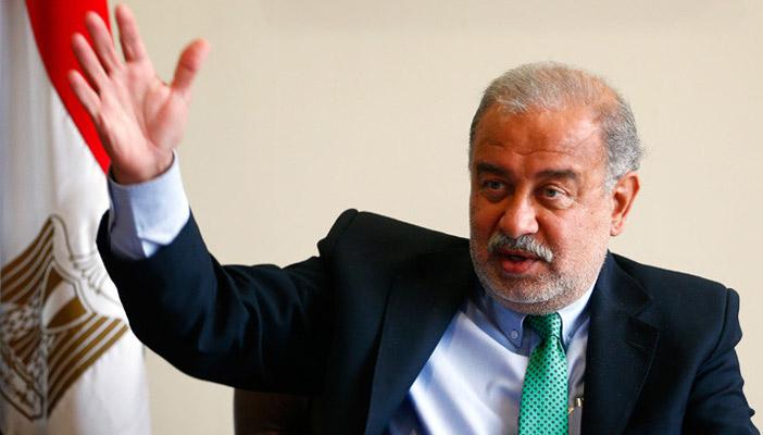 مغردون يسخرون من الحكومة الجديدة: هيصوموا 3 أيام بعد حلف اليمين