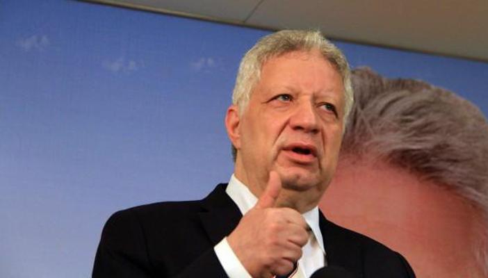 بالفيديو.. مرتضى منصور لمحمود طاهر: “أنت كده رئيس نادي دكر”