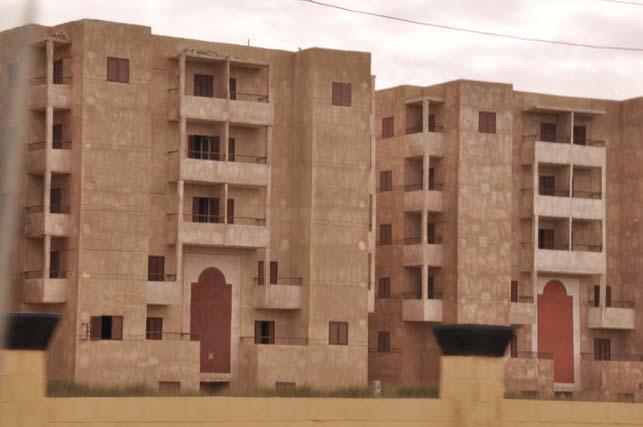 شقق متوسطي الدخل بـ400الف جنية ولا عزاء للفقراء