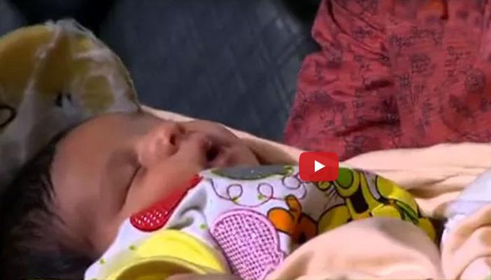 بالفيديو.. مبلط سيراميك “ممرض” يتسبب في قص إصبع رضيعة بالهرم