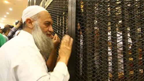 تأجيل محاكمة “الظواهري” فى “إدارة تنظيم إرهابي” لـ 11 أكتوبر