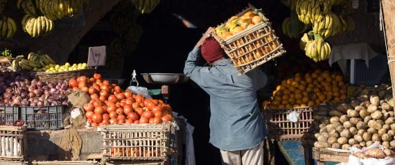 السودان يوقف استيراد الخضراوات والفواكه من مصر