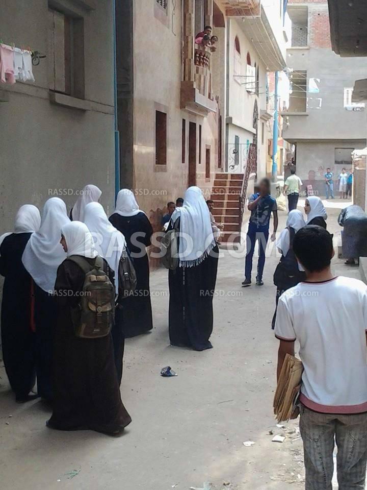 وقفة لطلاب المعهد الأزهري بالدقهلية للتنديد باعتقال زملائهم