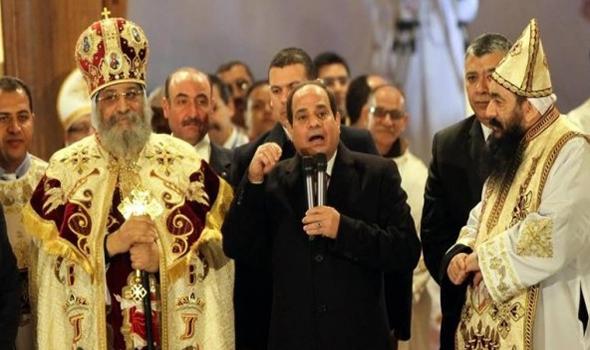 أسوشيتدبرس: دعم الأقباط للنظام المصري يفتح النار على الكنيسة