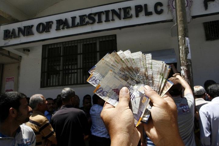 %53 من الميزانية الفلسطينية تذهب للرواتب والأجور‎