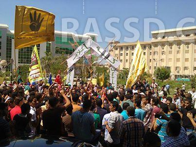 طلاب بني سويف “ابعت هات كمان قناصة لسه فى صدرى مكان لرصاصة”