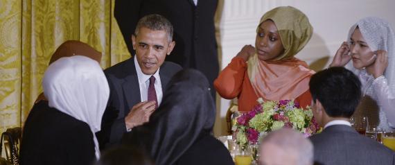 أوباما مهنئًا المسلمين بالعيد: الحج يؤكد أن لا شخص أكثر قيمة من الآخر