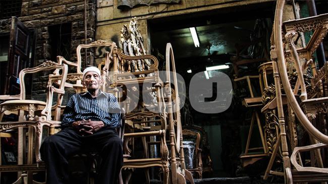 بالصور.. كساد بسوق أثاث “المناصرة” بعد تحطيم الأسعار حلم الزواج