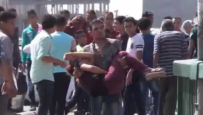 بالفيديو.. فتاة تفقد الوعي بعد تعرضها لحفلة تحرش على كوبري عباس