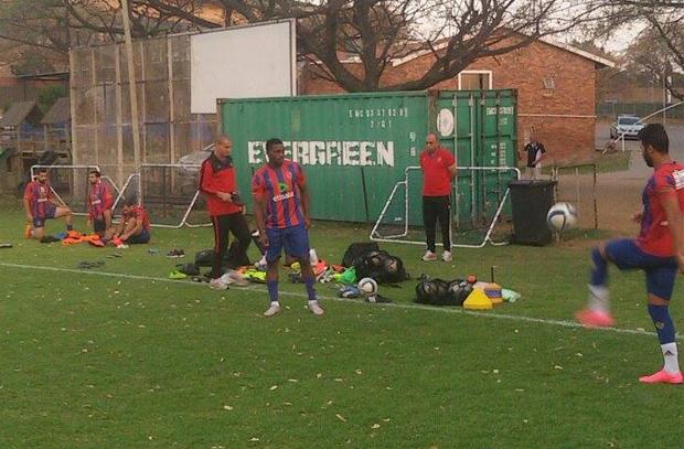 الأهلي يواجه التغير المناخي الشديد في جوهانسبرج