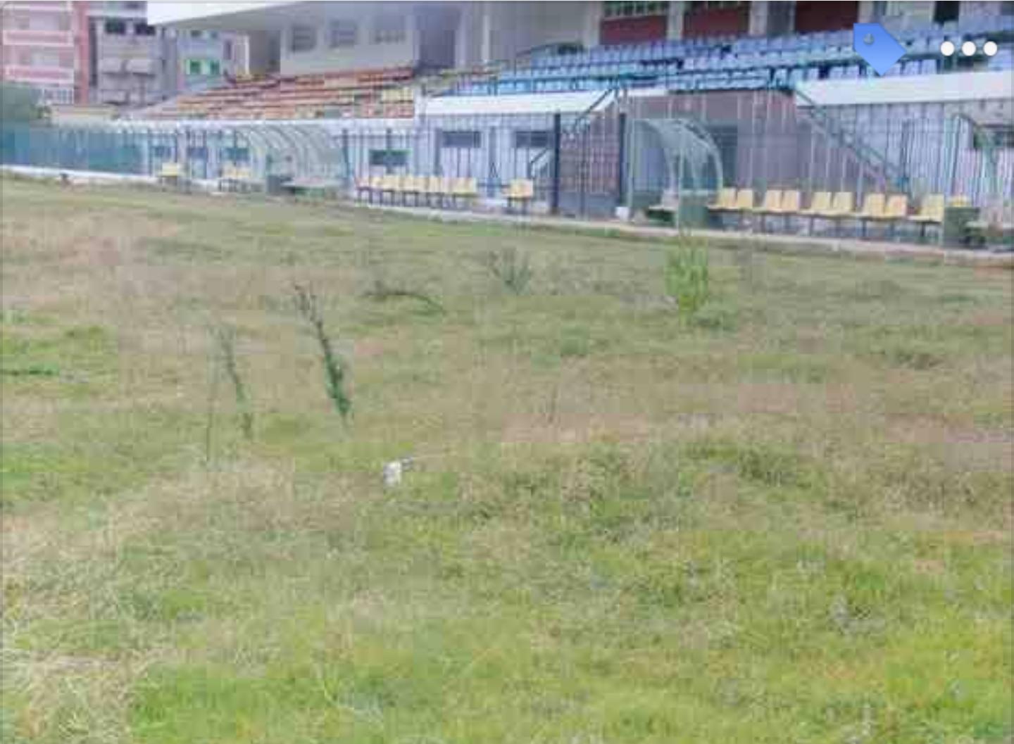 استاد دمياط يتحول من نادٍ رياضي إلى مرتع للقمامة وثكنة عسكرية