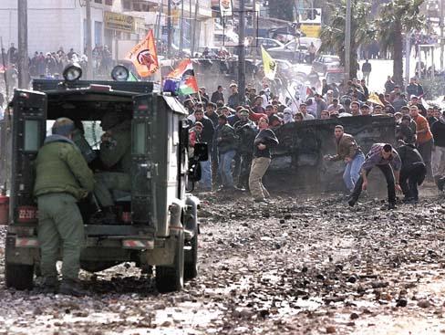 كتائب القسام تدعو لانتفاضة فلسطينية ثالثة غداً