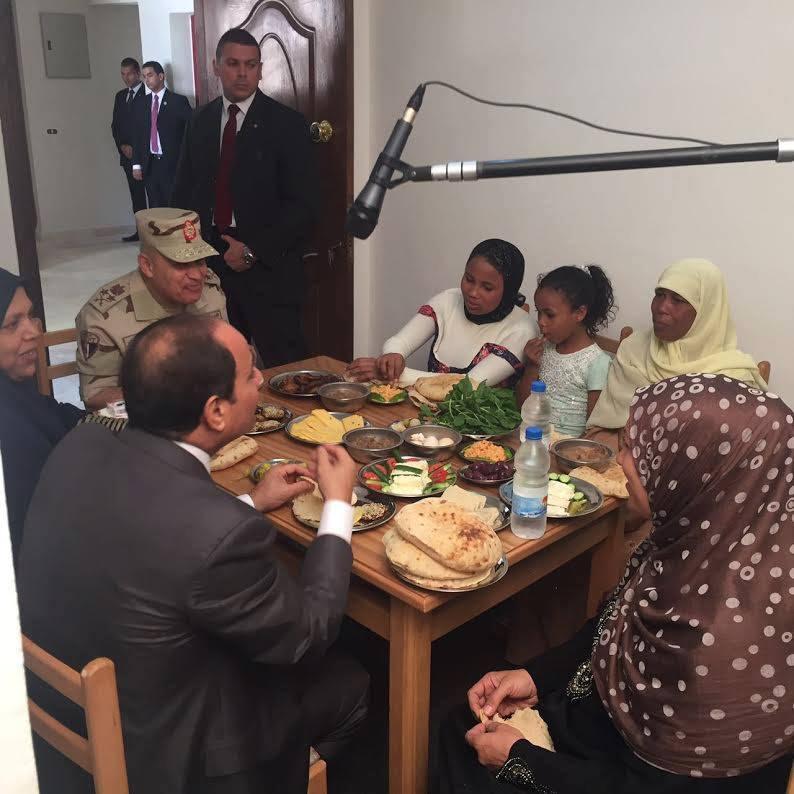 ٣ آلاف جنيه شهريًا تكلفة إفطار أسرة مصرية في عرف السيسي