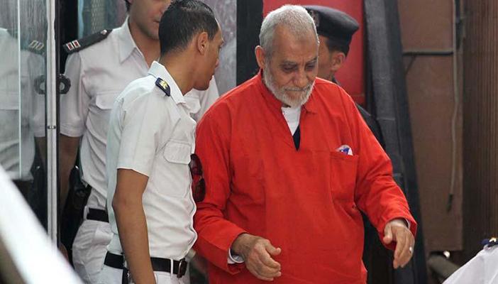 أسرة بديع تطالب بالتحقيق في واقعة الاعتداء عليه