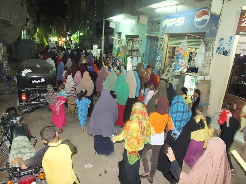 مسيرة ليلية منددة بالانقلاب بقرية الأعلام في الفيوم