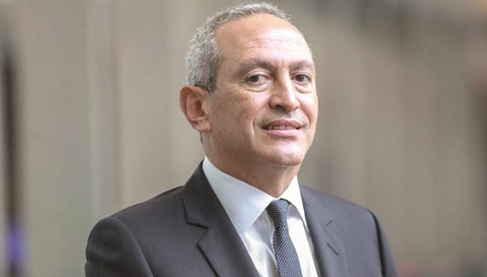 “بلومبيرج”: نصيب الفقير في مصر من ثروة ساويرس 2700 جنيه