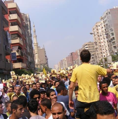 عرض 21 شخص علي نيابة حلوان لمشاركتهم أمس ضد الانقلاب