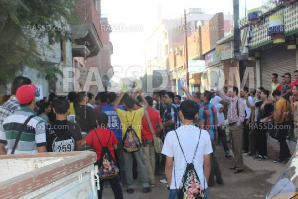 وقفة لطلاب الثانوى بسرس الليان لرفض الانقلاب الدموى