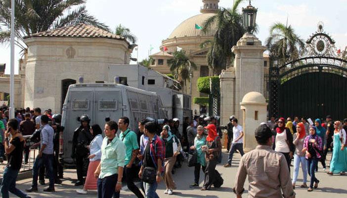 3 وزارات تراقب طلاب الجامعات