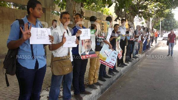 وقفة لطلبة الأزهر بالأسكندرية أمام المجمع الأزهري