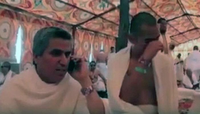 بالفيديو.. حاج فلبيني يبكي بشدة بعد إسلام والدته