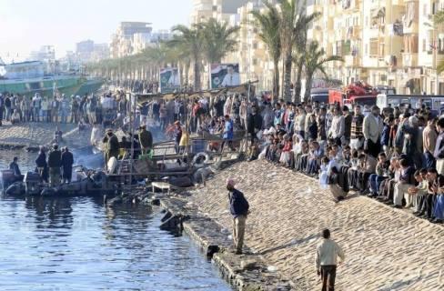 نجاة  15 من أطفال المعدية الغارقة ووفاة طفلتين