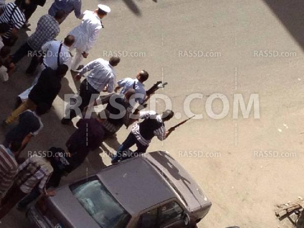 بالصور..الداخلية بزي مدني تفض تظاهرة الاسكندرية