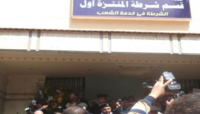 جنائي يعتدي على طالب ثانوي “سياسي” ويصيبه بعاهة مستديمة بوجهه