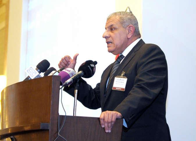 محلب صاحب أقصر حجة: “محدش يدخل بيني وبين ربنا”