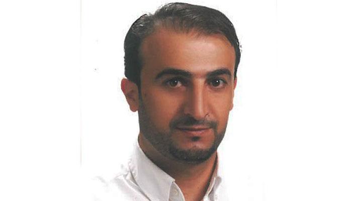 العامل والنائب.. حين سقطنا في مستنقع الغرائز البدائية