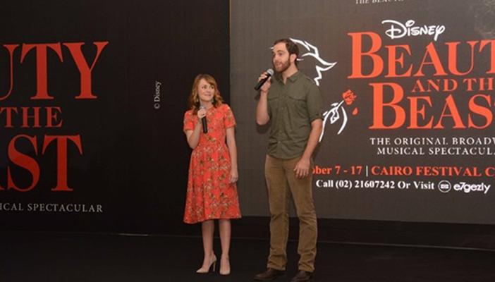 عرض “الجميلة والوحش” على مسرح “ذا ماركيه” بك