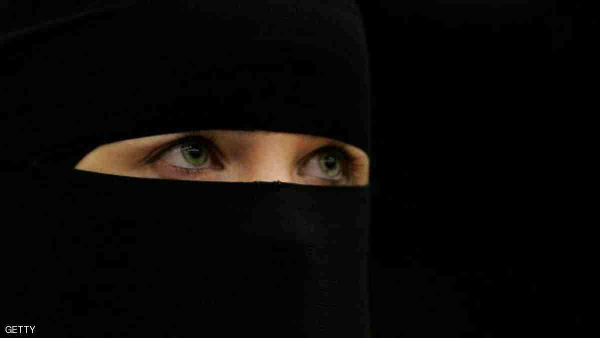 هل تنضم النرويج لدول تمنع النقاب؟.. تعرف على 13 دولة تحظر ارتدائه