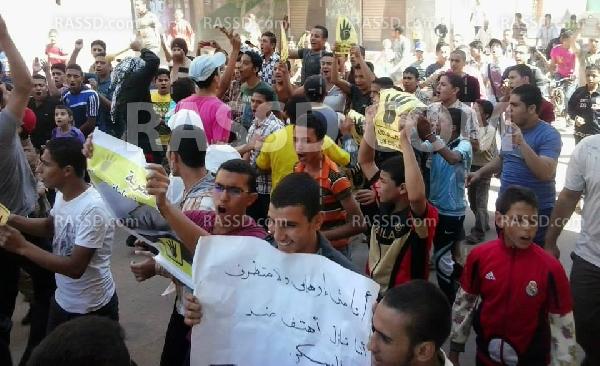 طلاب الدقهلية ضد الانقلاب:اصحى ياسيسى وصحى النوم النهاردة آخر يوم