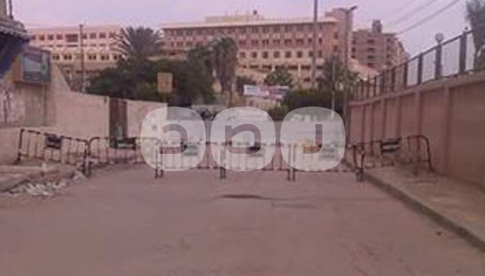 غضب طلابي بعد إغلاق مدخل المجمع النظري بشبين الكوم لدواعٍ أمنية