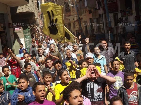 الحواوشة تهتف:- الحرية ليها شهيد والبيادة ليها عبيد