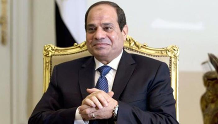 بعد قرار وضع صور السيسي على الحملات السياحية.. “فيس بوك”: عقبال قطونيل